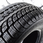 Bridgestone Blizzak LM-32