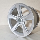 R17 x 8;9J 5x120