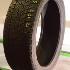 Bridgestone Blizzak LM-32