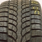 Bridgestone Blizzak LM-32