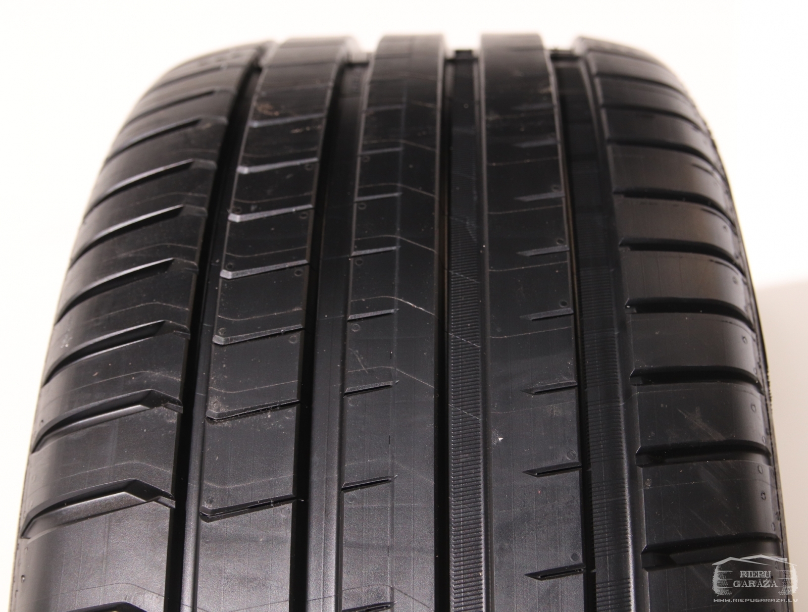 Vasaras Riepas 215 40 R18 Michelin Pilot Sport 5 Riepu Garāža