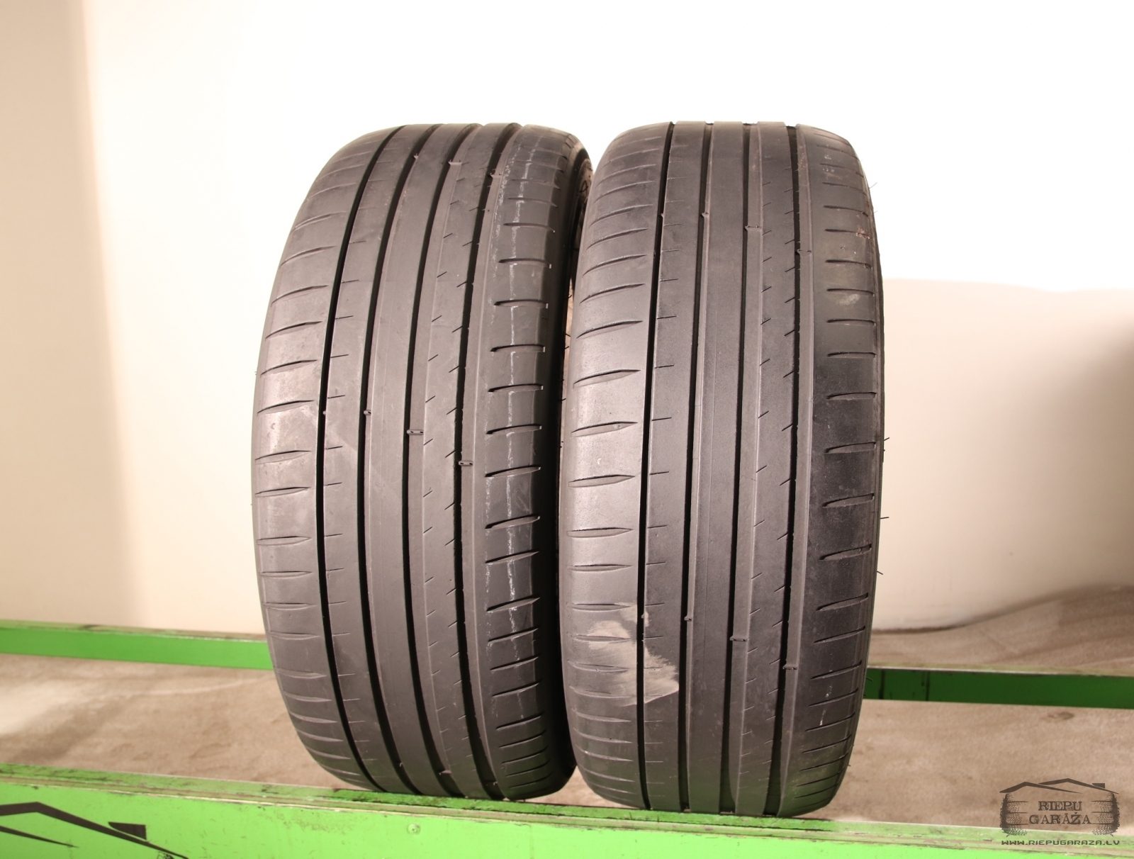 Summer tyres 225/45 R18 Michelin Pilot Sport 4 | Riepu Garāža