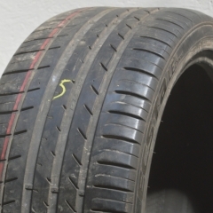 Kumho Ecsta LE Sport KU39