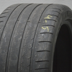 Michelin Pilot Sport 4