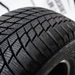 Bridgestone Blizzak LM001