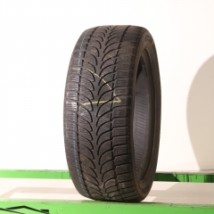 Bridgestone Blizzak LM-80 EVO