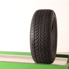 Bridgestone Blizzak LM-32