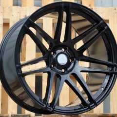 R22 x 10.5;12J 5x120