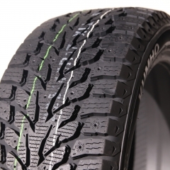 Kumho WI32 studded (FS) 3PMSF