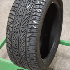 Goodyear UltraGrip 8 Performance