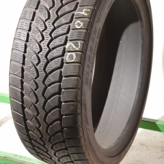 Bridgestone Blizzak LM-32