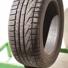 Pirelli SottoZero Winter 240 II