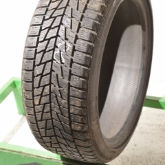 Bridgestone Blizzak LM-22