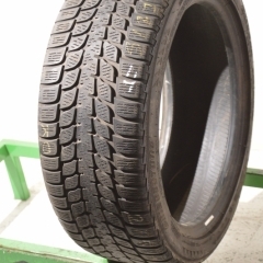 Bridgestone Blizzak LM25V