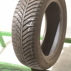 Goodyear Vector 4Seasons