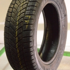 Goodyear UltraGrip Performance SUV G1