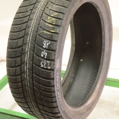 Bridgestone Blizzak LM001