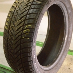 Goodyear Eagle UltraGrip