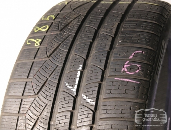 Pirelli SottoZero Winter 240 II