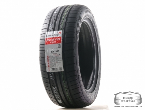 Kumho Ecsta PS31