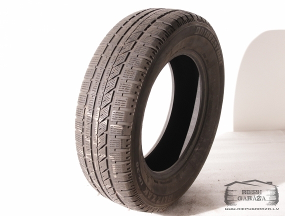 Bridgestone Blizzak LM-30