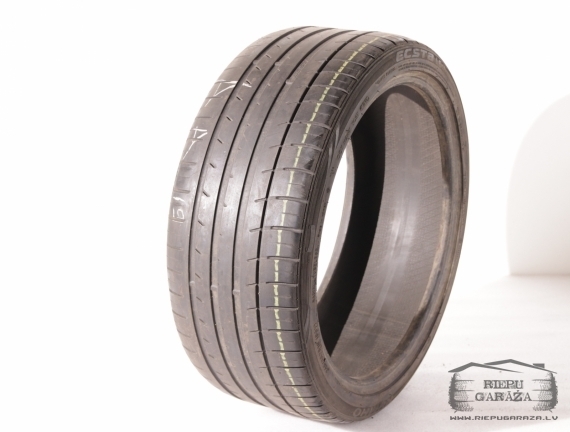 Kumho Ecsta LE Sport KU39