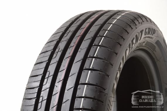 Goodyear EFFI. GRIP PERF C+