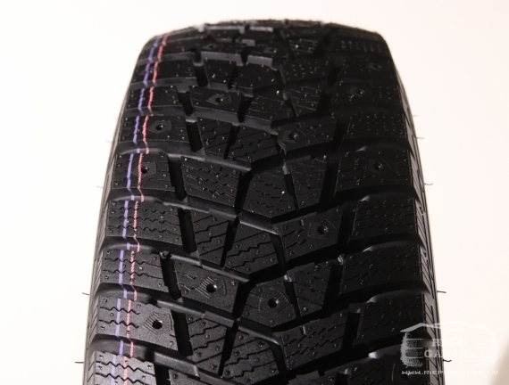 Hankook WINTER I*PIKE LV RW15