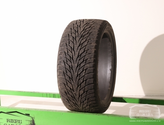 Nokian Hakkapeliitta R2