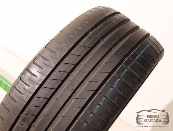 Goodyear Efficientgrip Performance