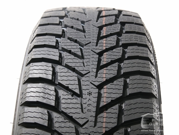 Nokian Snowproof C