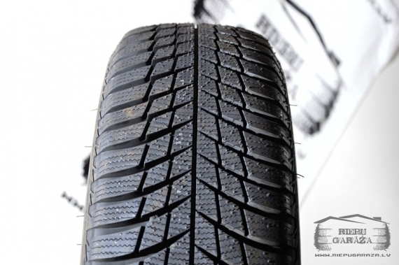 Bridgestone BLIZZAK LM001 AO