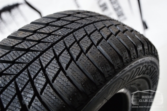 Bridgestone Blizzak LM001T RFT