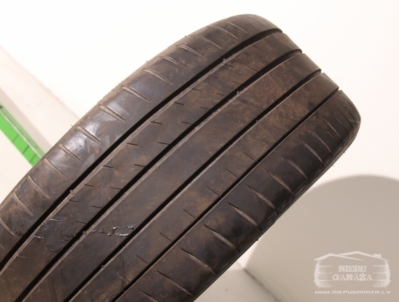 Michelin Pilot Sport 4S