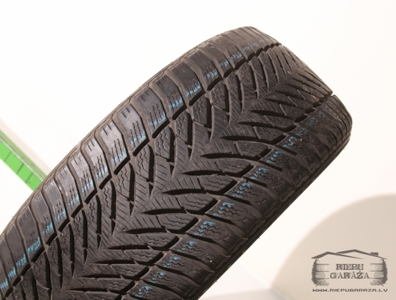 Goodyear Eagle UltraGrip GW 3