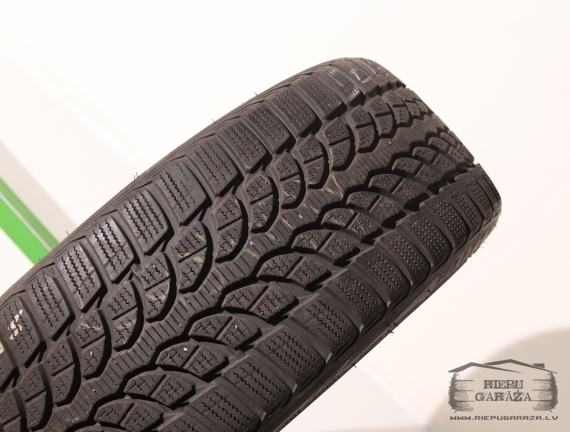 Bridgestone Blizzak LM-32