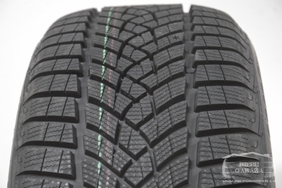 Goodyear UltraGrip Performance+