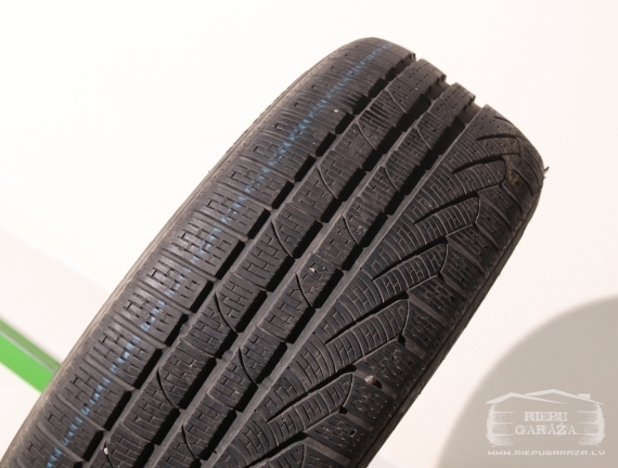 Pirelli SottoZero Winter 240 II