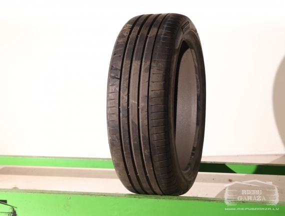 Pirelli P Zero PZ4