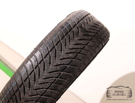 Goodyear Eagle UltraGrip GW 3