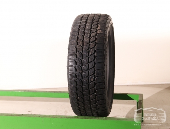 Bridgestone Blizzak LM-25