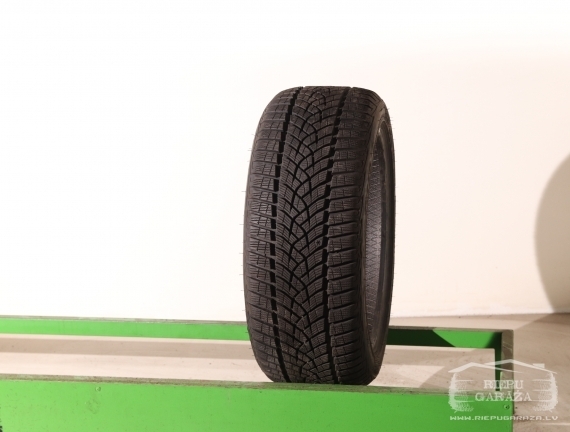 Goodyear UltraGrip Performance