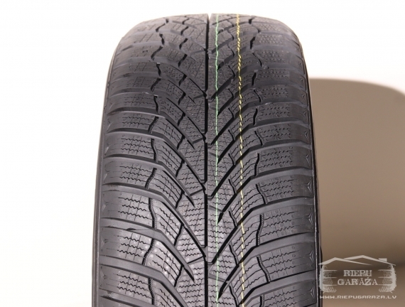 Kumho WinterCraft WP52