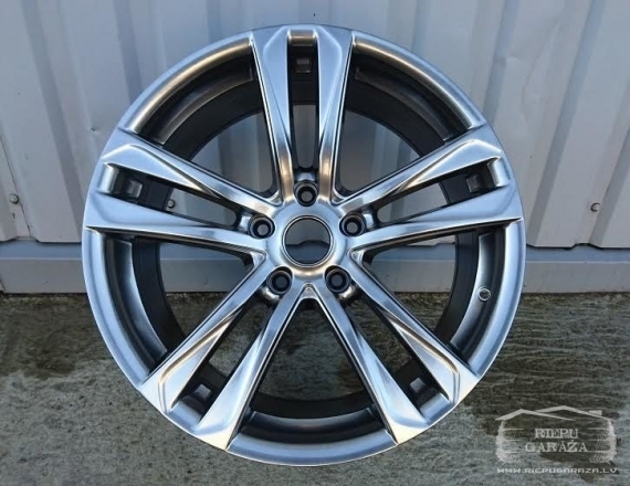 R19 x 8.5J 5x127