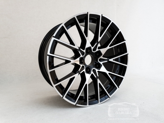 R18 x 8;9J 5x120