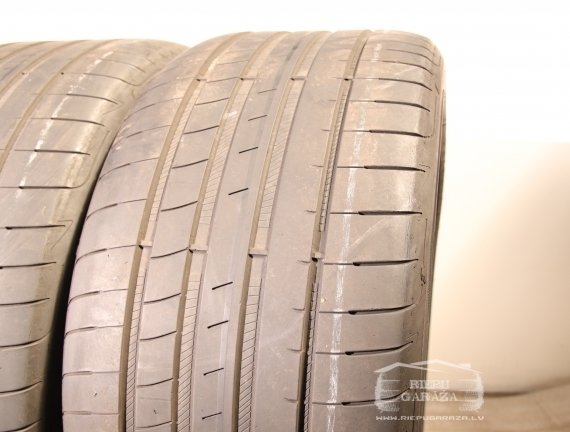 Goodyear Eagle F1 Asymmetric 3