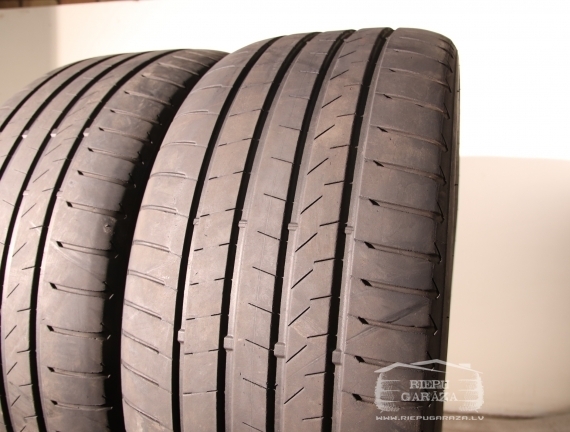 Bridgestone Alenza 001