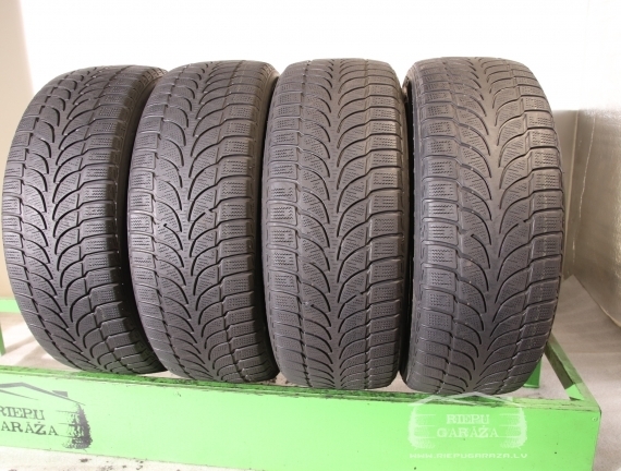 Bridgestone Blizzak LM-80 EVO