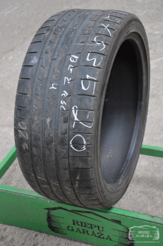 Kumho Ecsta LE Sport KU39