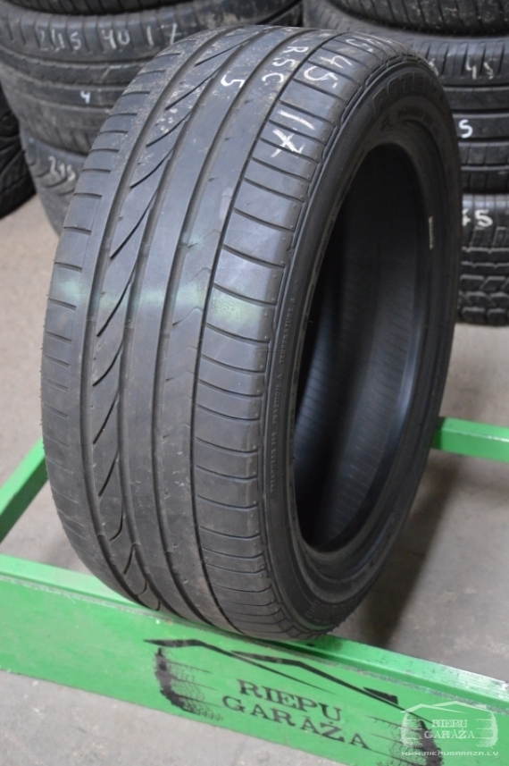 Bridgestone Potenza RE050A